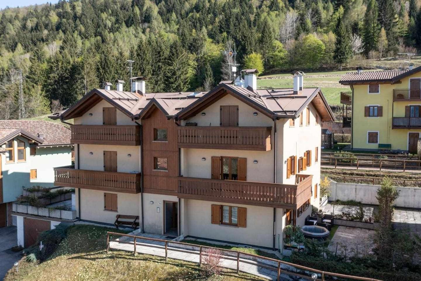 Nature La Casa Della Montagna Apartment Cavedago Ngoại thất bức ảnh